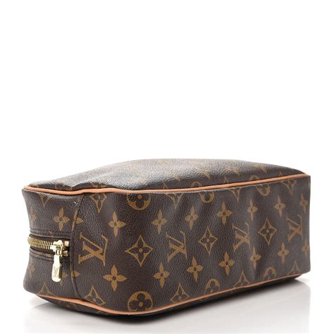 louis vuitton glasses pouch|louis vuitton monogram toiletry pouch.